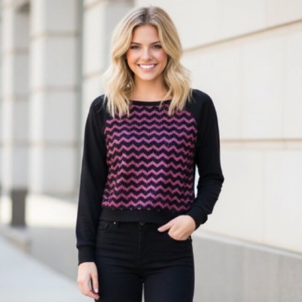 NWT Pink Black Lace Panel Lightweight Crop Sweater Chevron Print